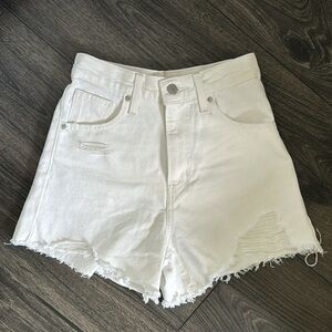 NWOT Levi’s High Waisted Mom Shorts